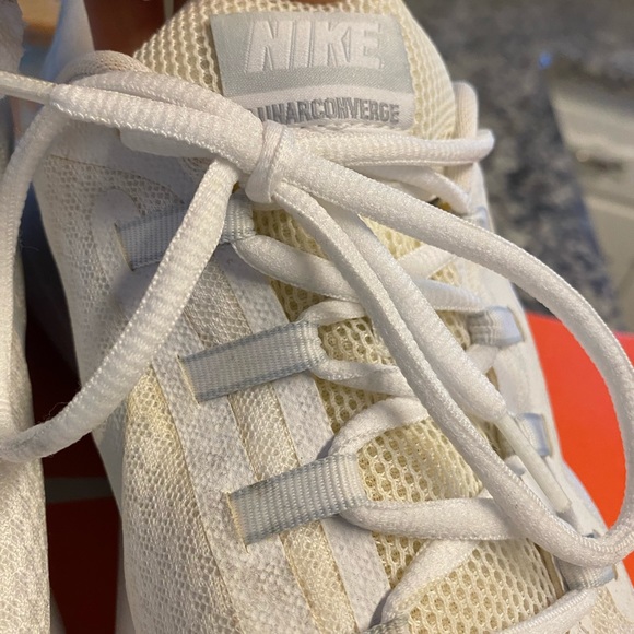 Nike - Picture 12 of 12